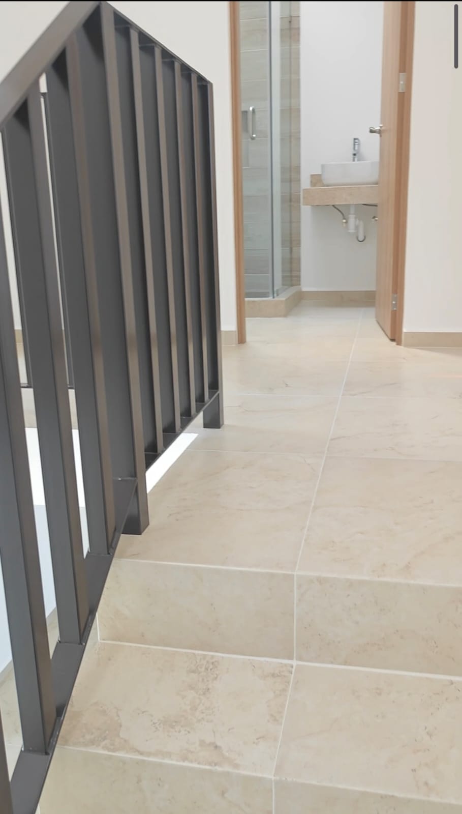 Distribución de baño en planta alta