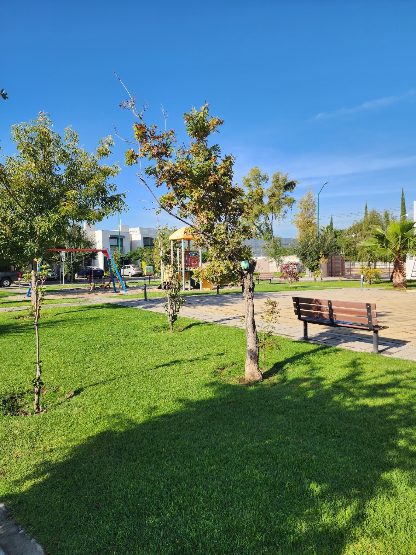 Áreas comunes con parque y juegos