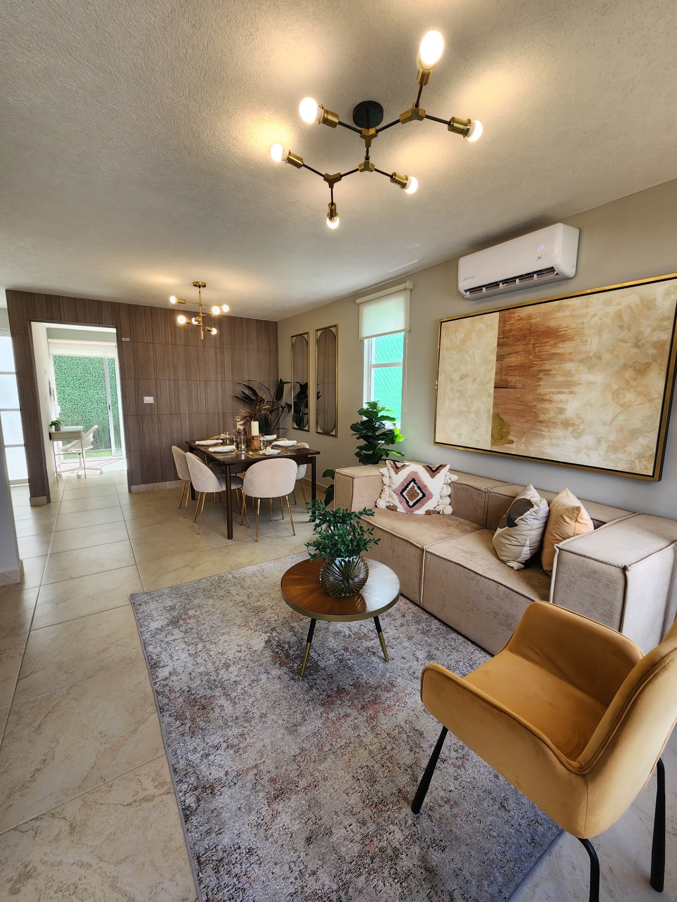 Sala–comedor integrado