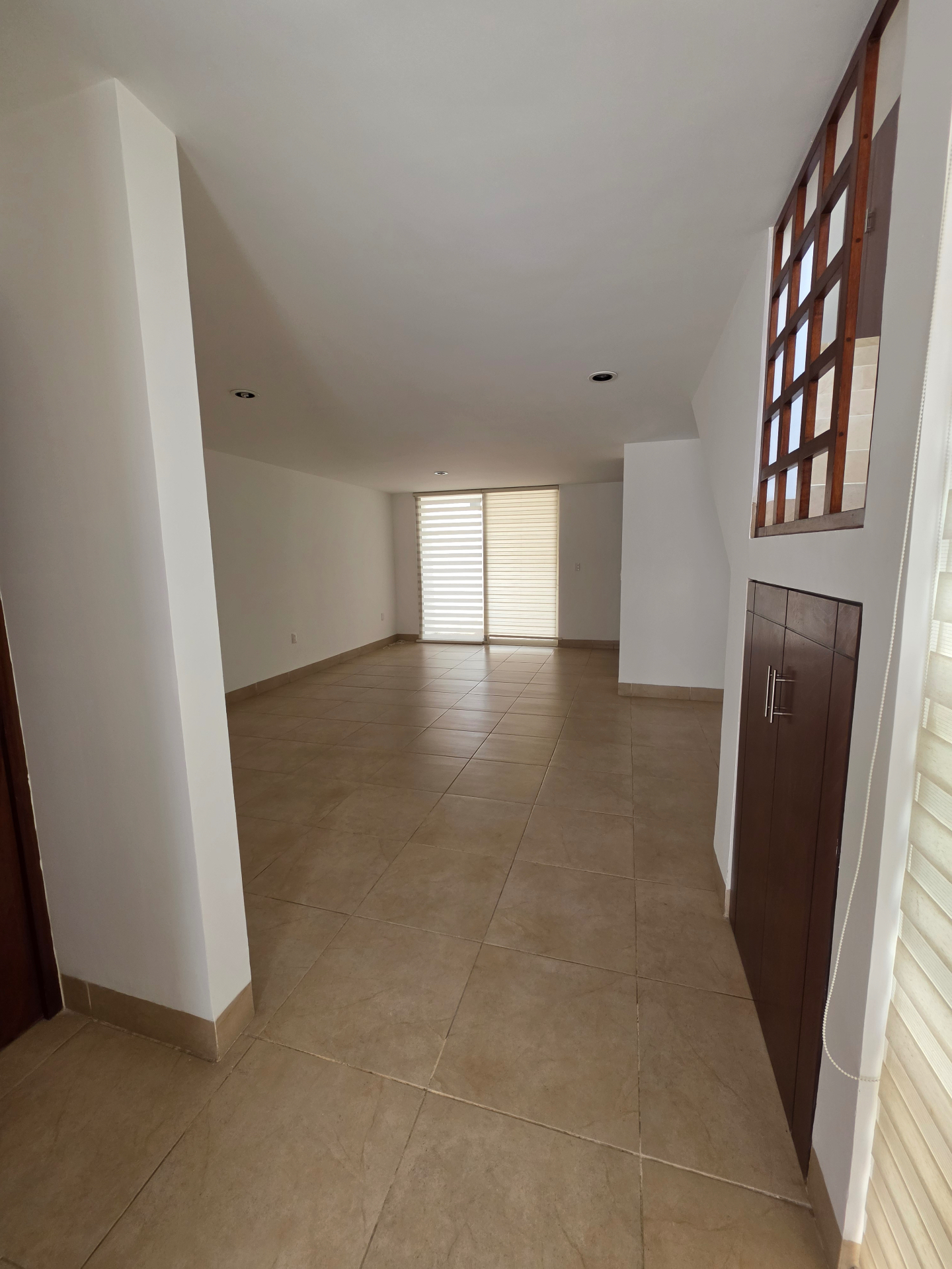 Vestíbulo de acceso a la sala