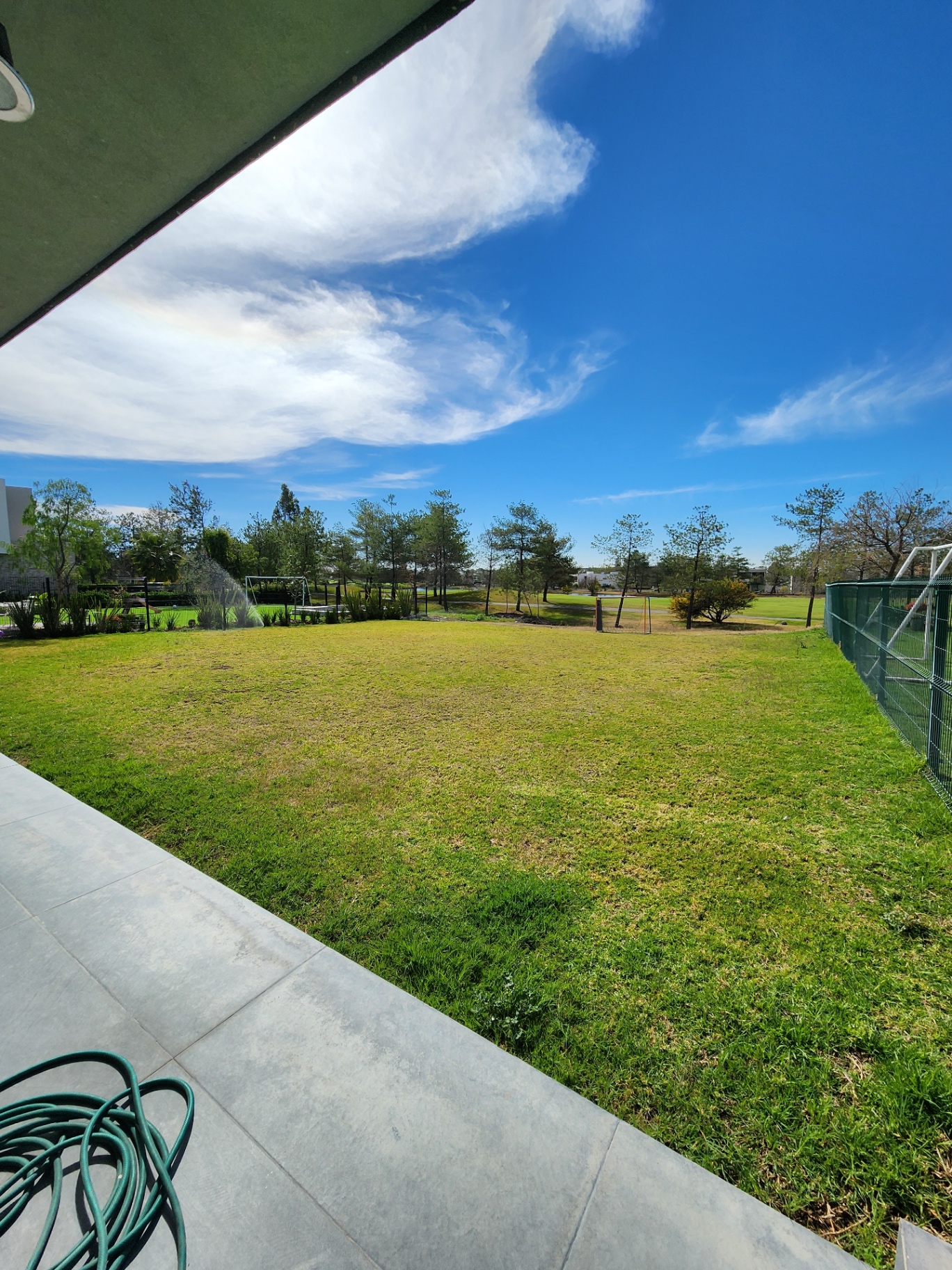 Jardín de 400 m² con vista al campo de golf